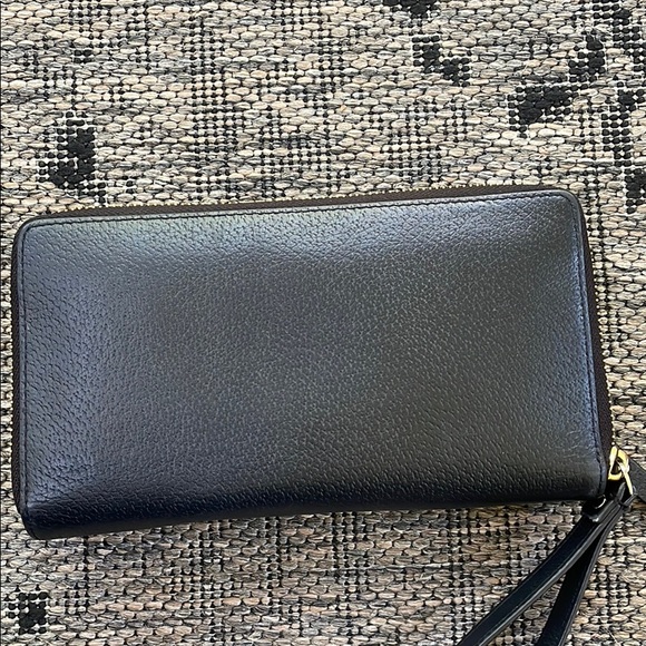 Rare Kate Spade Wristlet - Picture 4 of 9